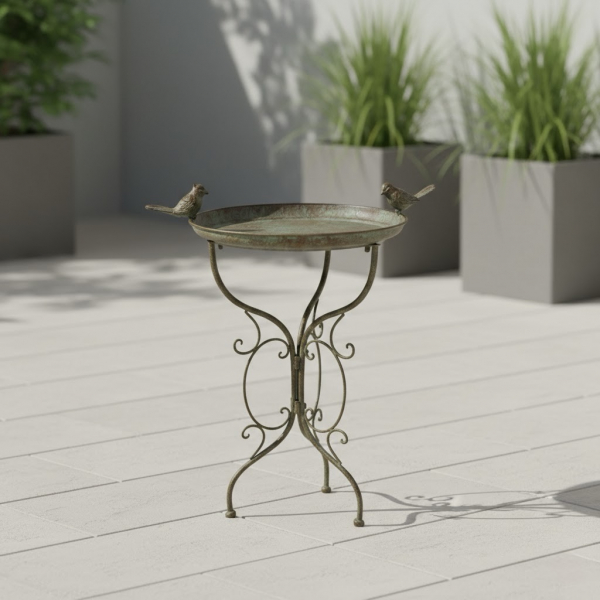 Vogeltränke Gijon Ø 32,5 cm – Stehendes Vogelbad aus Metall im Shabby-Chic-Stil